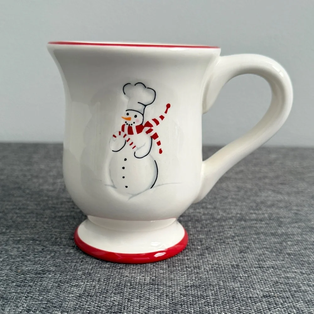 Williams-Sonoma White Red 2007 Snowman Chef Footed Mug Ceramic Winter Coffee